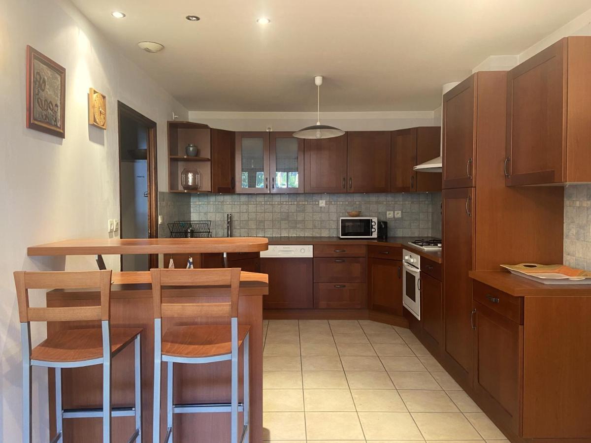 Le Pied De Ville Pouzenc Embrun Ngoại thất bức ảnh